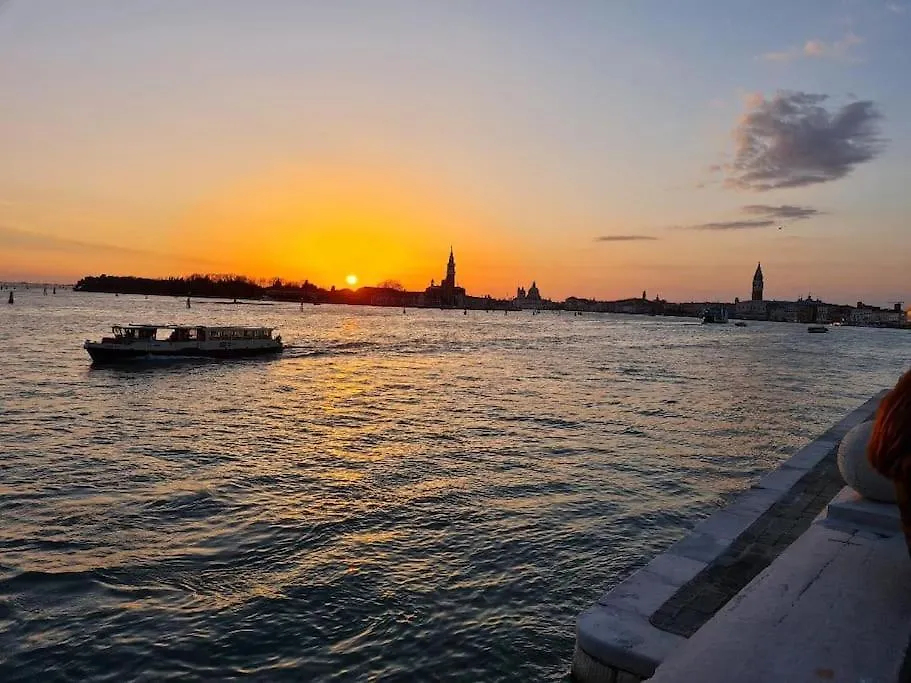 Luxury Apartment In Venice