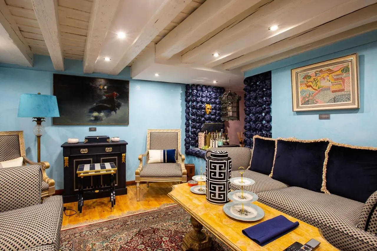 Luxury Apartment In Venice location
